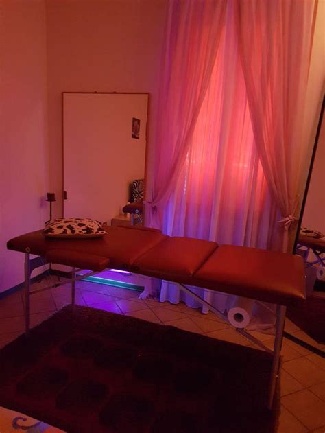 massaggi erotici reggio emilia|Massaggi R. Emilia, Annunci massaggi erotici